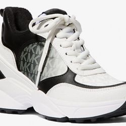 MK Sneakers With Heal 
