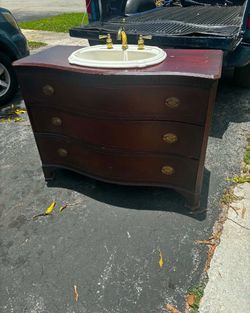 Bathroom Vanity With Sink- 46”Lx21”Wx34”H