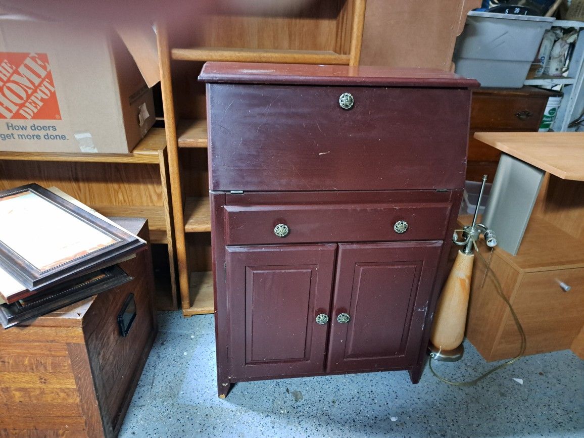 Desk, Fold Down, 1 Cabinet, 1 Drawer