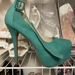 Size 10 Heels $10
