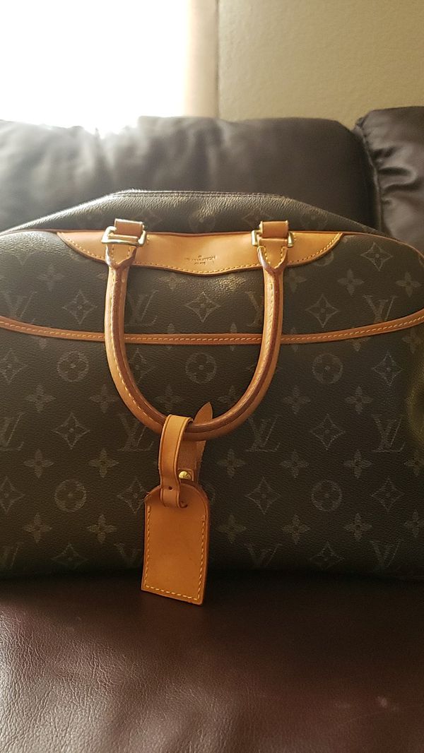 Authentic Louis Vuitton purse for Sale in North Las Vegas, NV - OfferUp