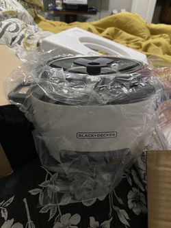 BLACK+DECKER 3-Cup Electric Rice Cooker with Keep-Warm Function, White,  RC503 