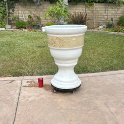 Urn Planter 27” X 19” 