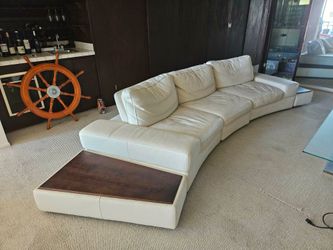 175" Modern Curved Genuine Leather Sectional Sofa w/ Integrated Side Tables – Excellent Condition