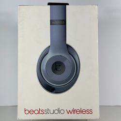 Beats by Dr. Dre Studio 2 Wireless Ear Headphones BO501 T w/  Box