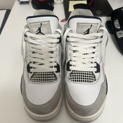 Used Jordan 4 Military Black Size 7y