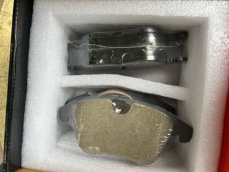 Front brake pads and discs