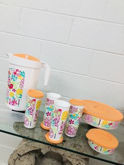 Tupperware 