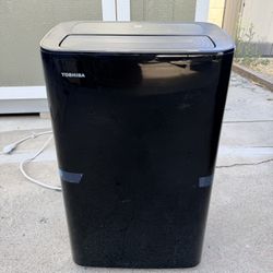 Toshiba Portable AC Unit - 450 Sq Ft