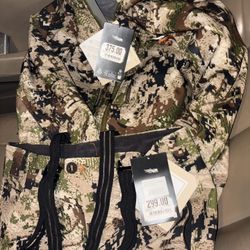 $250 Both New Sitka Gear Jacket And Pants Size Medium