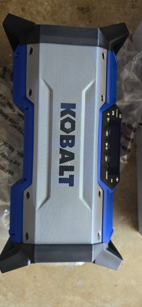 Water Resistant Bluetooth Jobsite Radio
