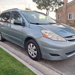 2009 Toyota Sienna