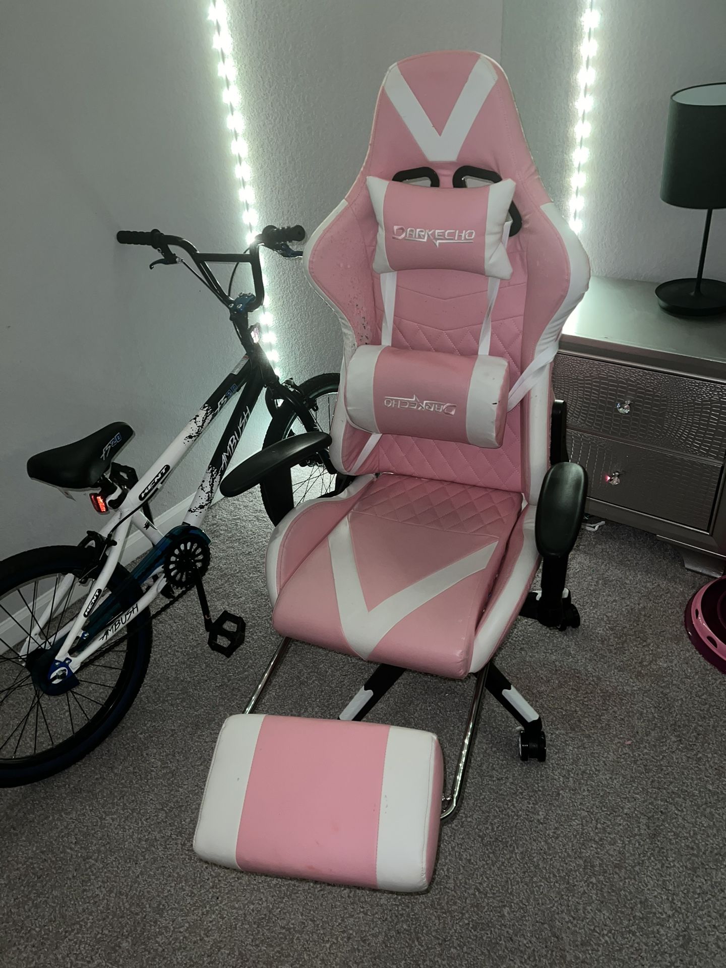 Gaming Chair Pink 