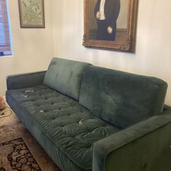 FREE GREEN VELVET SOFA COUCH 😊💚🛋️