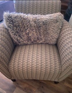 Accent/Club Chairs- Set
