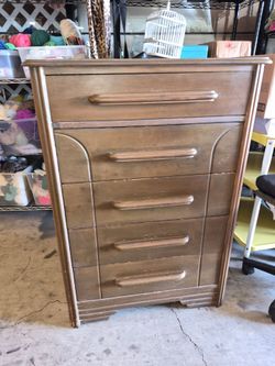 Dresser