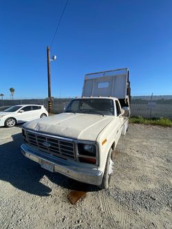 1986 Ford Dump Truck