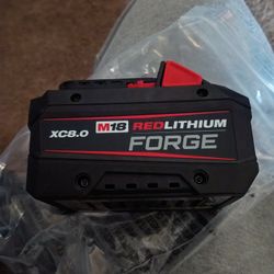 Milwaukee
M18 18V Lithium-Ion REDLITHIUM FORGE XC 8.0 Ah Battery