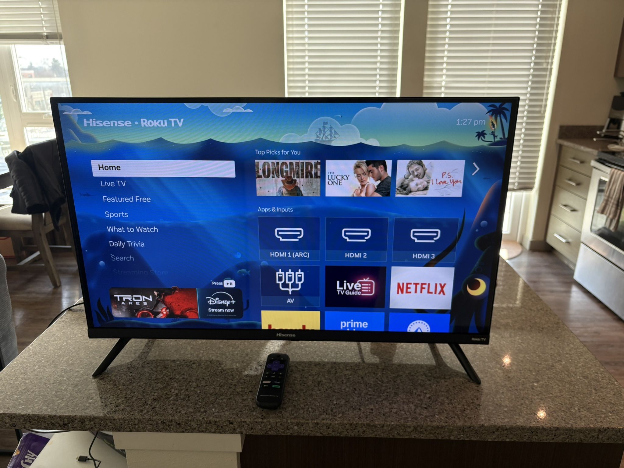 Used Roku Tv Hisense Roku Smart TV 32” - Barely Used & In Perfect Condition! for ...