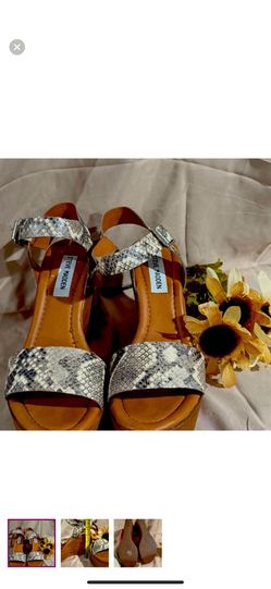 Steve Madden Snake Skin Sandal Platform Size 7