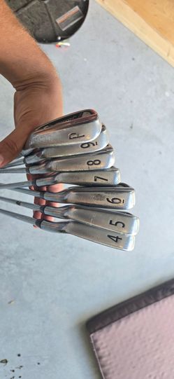 Titleist AP2 Irons Used
