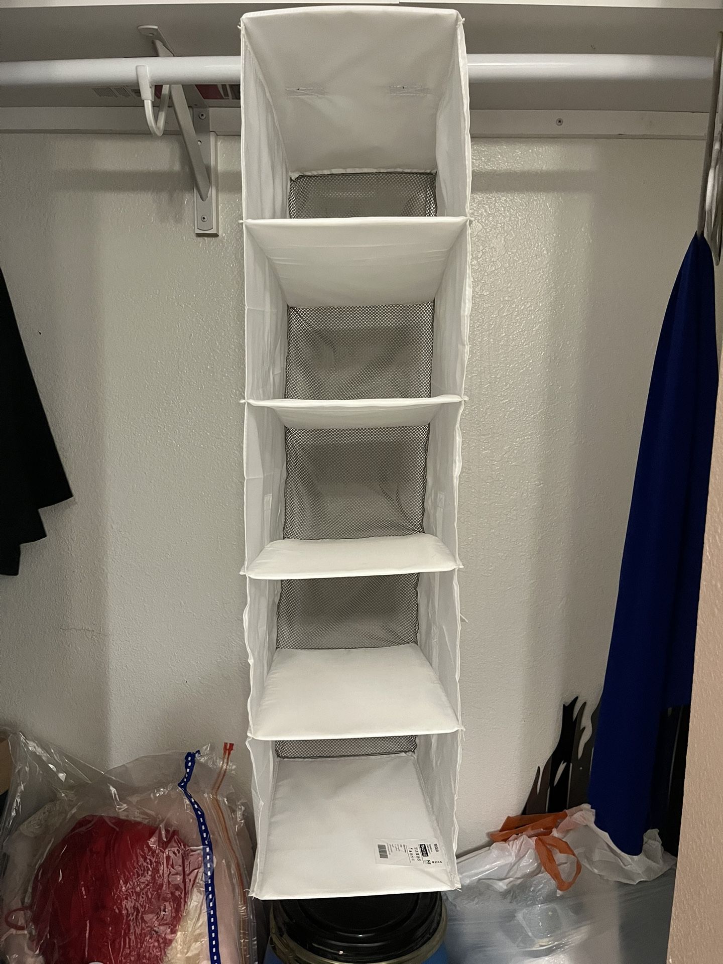 Shelf Hanging (Closet Organizer)