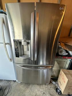 LG 3-Door French Door Fridge Stainless Steel with IceMaker
