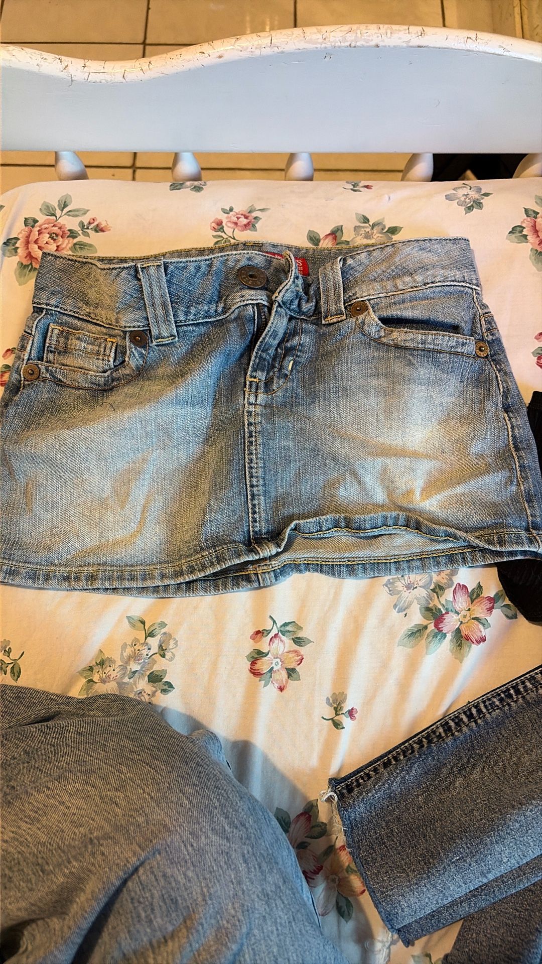 GUESS jeans skirt