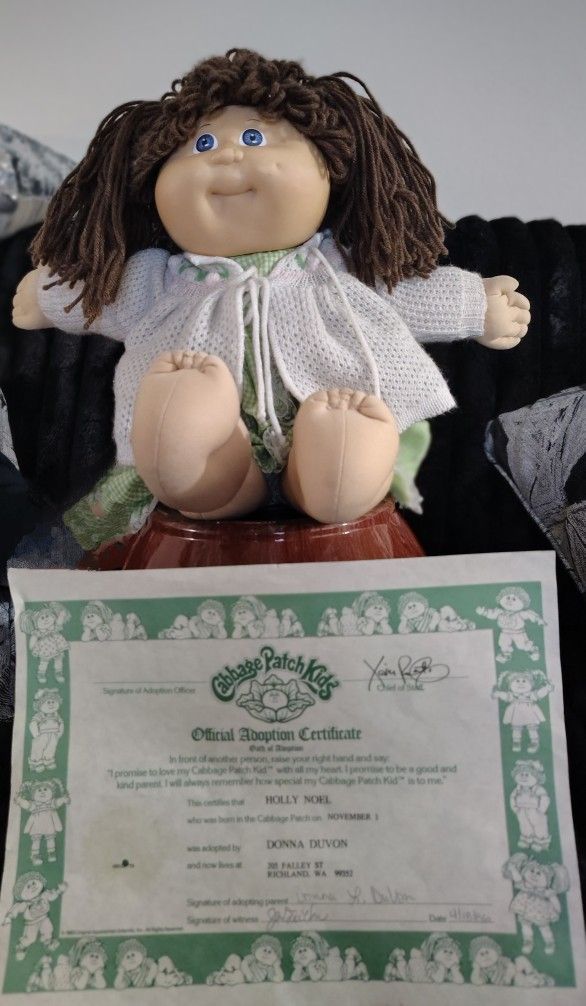 Vintage 1986 Cabbage Patch Doll W/Birth Certificate
