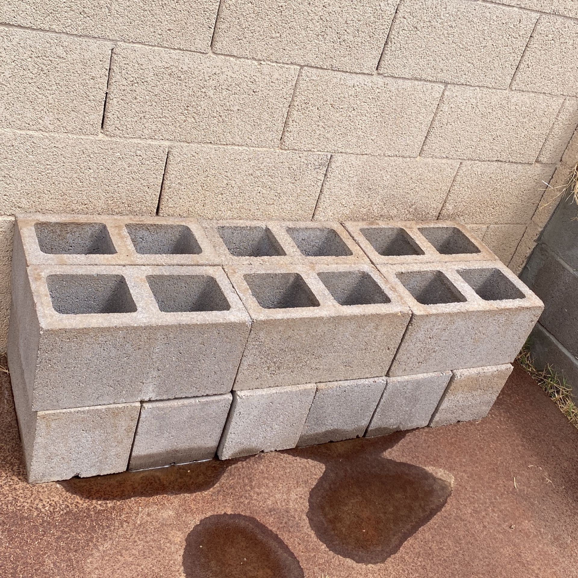 120 Cement Block 8x8x16 Some Half Free