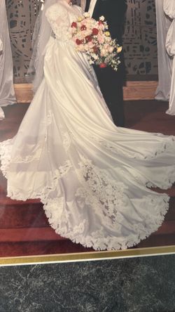 Wedding Gown and Veil and Flower Girl Dress- Excellent Condition!