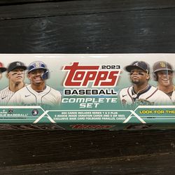 2023 Topps MLB Complete Set - Gold Star Parallel #1-660 Shohei Ohtani, Corbin Carrol Rookie More