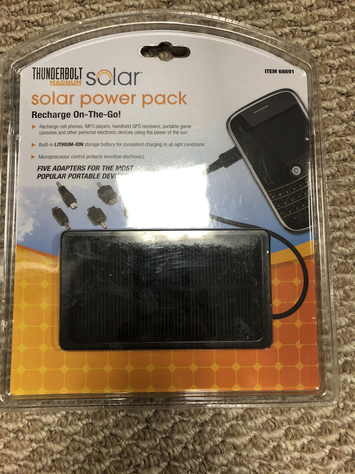 Thunderbolt magnum solar power pack