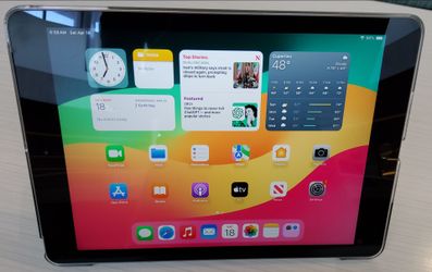 Excellent Condition Apple 6th Generation iPad Model A1954 with a 9.7-inch Retina display