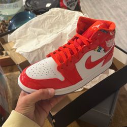 Nike Air Jordan 1 Mid SE