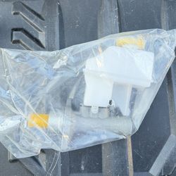 18-24 Chevy Equinox/GMC Terrain AC Delco Brake Master Cylinder