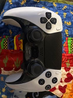 PS5 Dual sense gaming controller