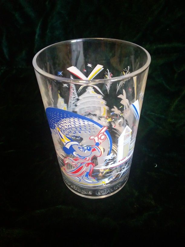 VINTAGE 1996 Walt Disney World 25th Anniversary  Remember The Magic  MICKEY Mouse GLASS 5 1/4" H X 3 1/4 "W