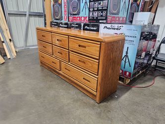 Oak Wood 9-Drawer Dresser
