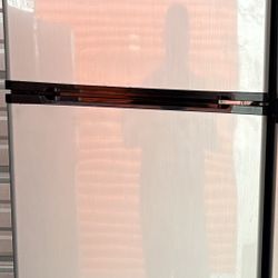 Mini Fridge And Freezer 33”