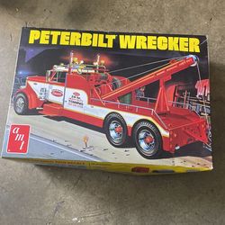 Peterbilt Wrecker 1/25 Scale