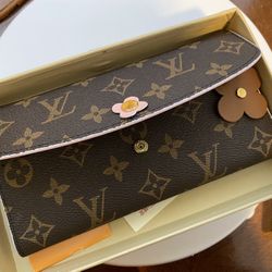 Brand New Wallet with Charm