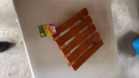 Wood Lattice Caddy