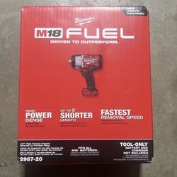 Milwaukee 2967-20 M18 FUEL 18V Li-lon 1/2 in High Torque Impact Wrench(Tool Only)