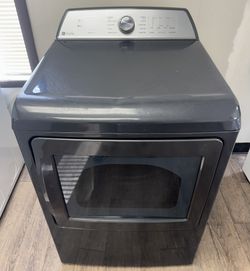 GE Profile XXL Capacity Plus Electric Smart Dryer (can deliver)