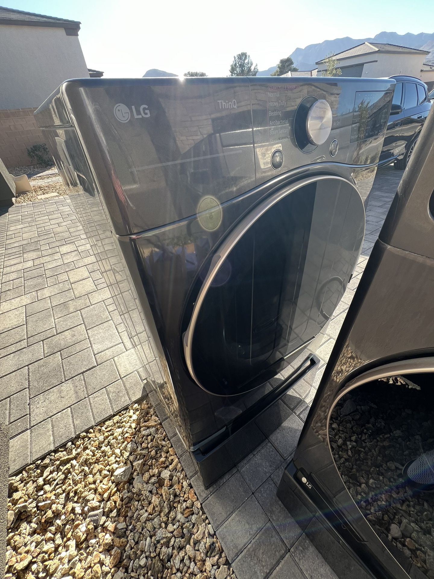 LG Washer And dryer set With Sidekick And Drawer