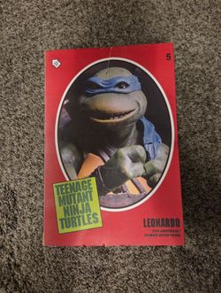 NECA TMNT Teenage Mutant Ninja Turtles 35th Anniversary Leonardo 7" figure, NEW!