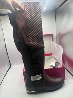 Burgundy Women Boots Size 11