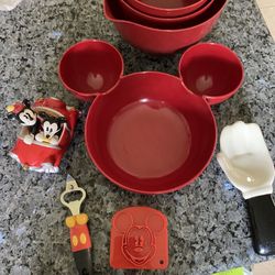 Disney Kitchen Bowls plus more