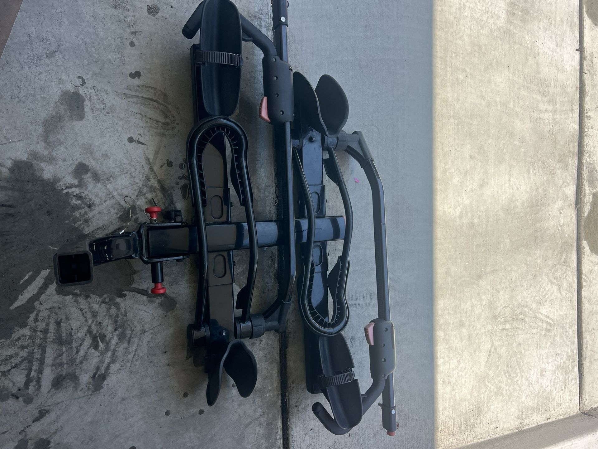 Yakima 2 Hold Up Hitch Bike Rack